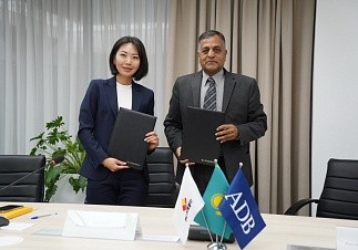 KMF и Азиатский банк развития подписали соглашение о займе 
